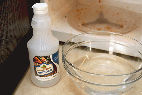 Vinegar to Water Ratio for Cleaning
