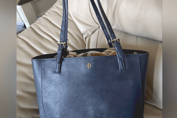 how to clean tory burch bag